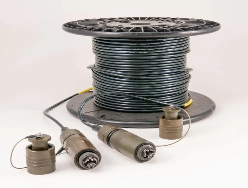 Fibre optic harnesses and optical systems